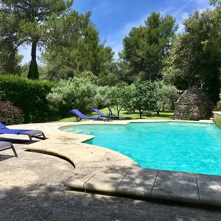 Les Cabanons Sainte Victoire Saint-Marc-Jaumegarde